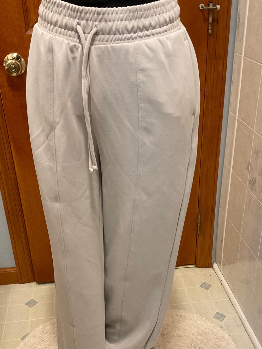 Everyday cream Wide-Leg Jogger Pants with Drawstring Waist